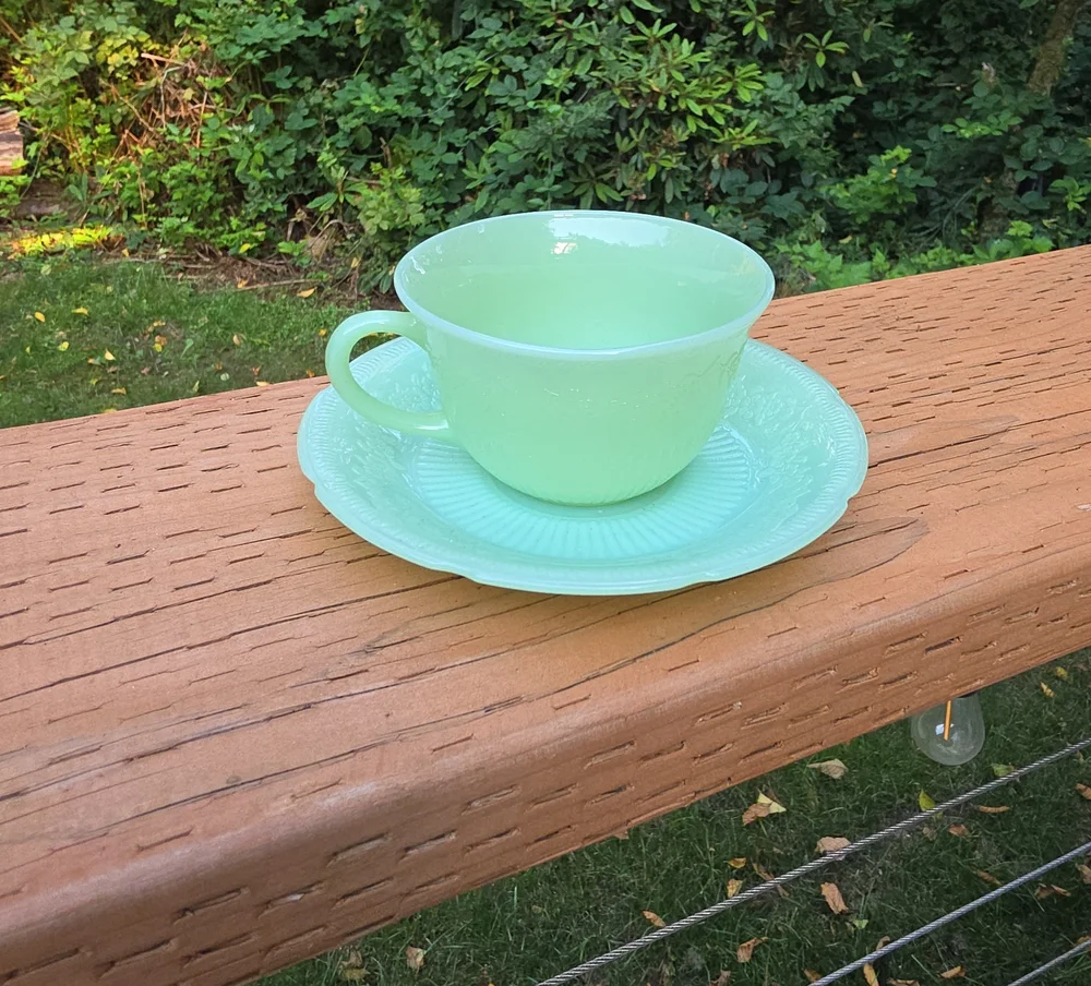 VTG Fire-King Jadeite Alice Teacup & Saucer Set Anchor Hocking 1940s